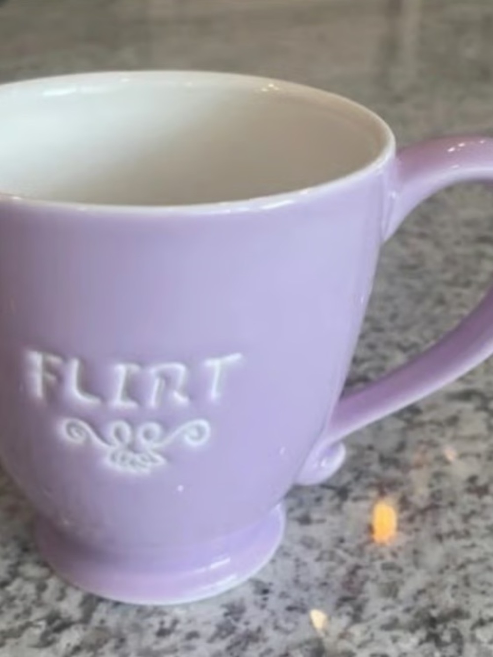 Flirt Embossed Ceramic Mug in Lilac